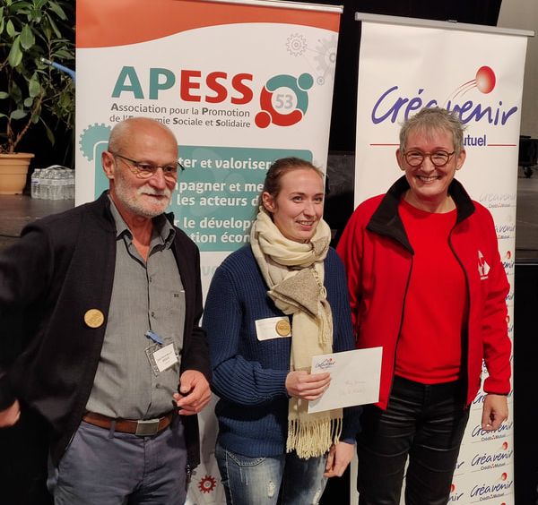 Laura Croissant, gagnante du Prix de l'ESS 2022 pour son centre d'accueil en zoothérapie Terr'avie